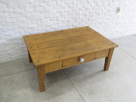Lote: 43 - Lote: 43 - Mesa de sala