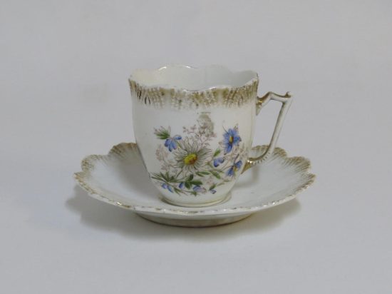 Lote: 74 - Lote: 74 - Porcelana