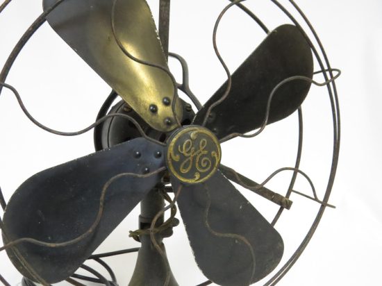 Lote: 78 - Lote: 78 - Ventilador