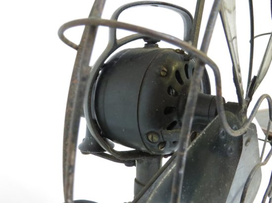 Lote: 78 - Lote: 78 - Ventilador