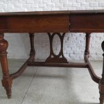 Lote: 113 - Lote: 113 - Mesa de roble