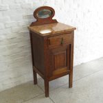 Lote: 38 - Lote: 38 - Mesa de luz