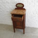 Lote: 38 - Lote: 38 - Mesa de luz