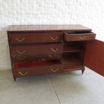 Lote: 110 - Lote: 110 - Cómoda