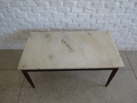 Lote: 42 - Lote: 42 - Mesa de sala