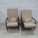 Lote: 104 - Lote: 104 - Par de butacas