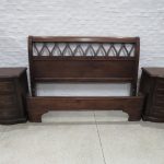 Lote: 89 - Lote: 89 - Cama y mesas de noche