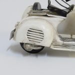 Lote: 76 - Lote: 76 - Réplica de Vespa