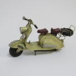 Lote: 77 - Lote: 77 - Réplica de Lambretta