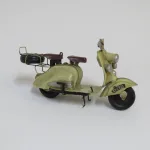Lote: 77 - Lote: 77 - Réplica de Lambretta