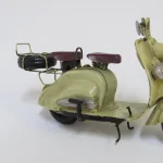 Lote: 77 - Lote: 77 - Réplica de Lambretta