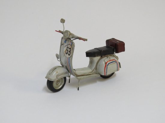 Lote: 78 - Lote: 78 - Réplica de Vespa