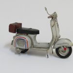 Lote: 78 - Lote: 78 - Réplica de Vespa