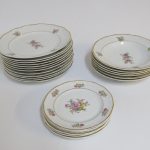 Lote: 25 - Lote: 25 - Porcelana
