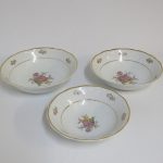 Lote: 25 - Lote: 25 - Porcelana