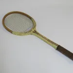 Lote: 64 - Lote: 64 - Raqueta antigua