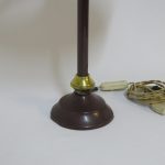 Lote: 27 - Lote: 27 - Lámpara de mesa