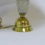 Lote: 28 - Lote: 28 - Lámpara de mesa