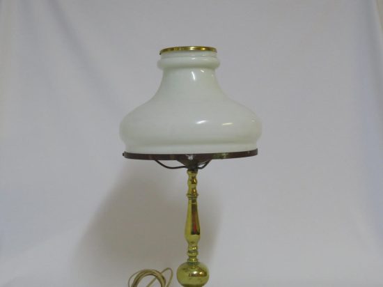 Lote: 66 - Lote: 66 - Lámpara de mesa