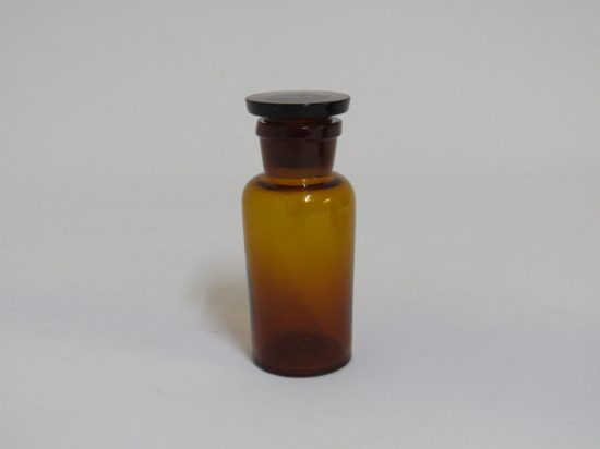 Lote: 79 - Lote: 79 - Frascos de farmacia