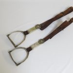 Lote: 256 - Lote: 256 - Estribos con estriberas