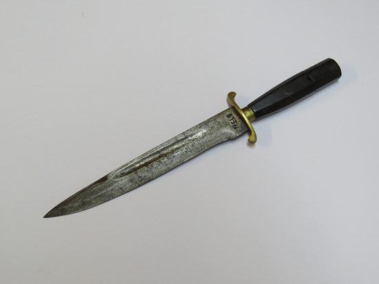 Lote: 108 - Lote: 108 - Cuchillo de caza