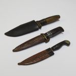 Lote: 107 - Lote: 107 - Cuchillos miniaturas