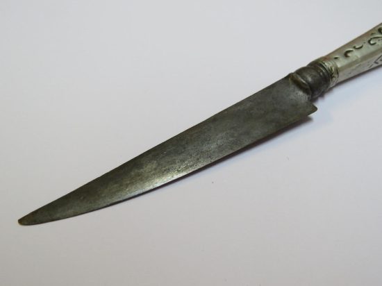 Lote: 117 - Lote: 117 - Cuchillo verijero