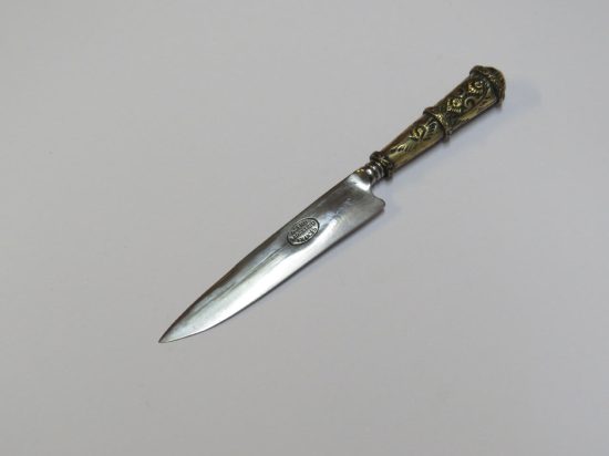 Lote: 123 - Lote: 123 - Cuchillo verijero
