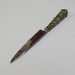 Lote: 125 - Lote: 125 - Cuchillo verijero