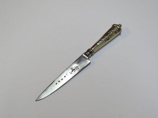 Lote: 127 - Lote: 127 - Cuchillo verijero
