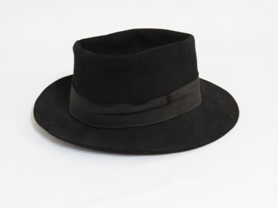 Lote: 46 - Lote: 46 - Sombrero