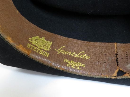 Lote: 46 - Lote: 46 - Sombrero