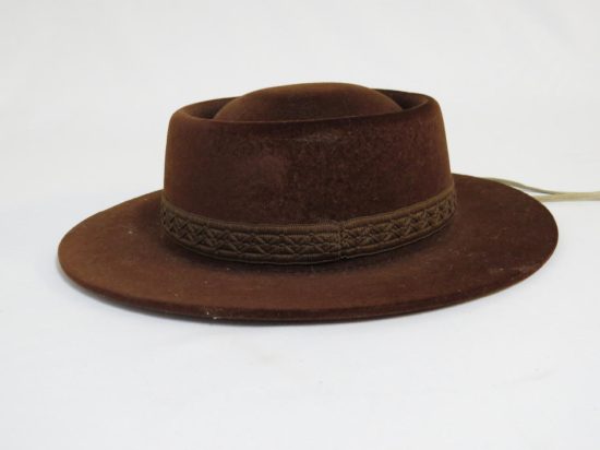 Lote: 47 - Lote: 47 - Sombrero