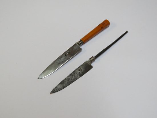 Lote: 111 - Lote: 111 - Cuchillo y hoja