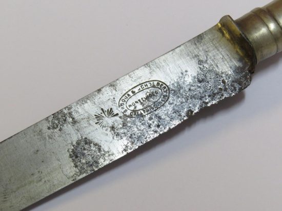 Lote: 103 - Lote: 103 - Cuchillo de mesa