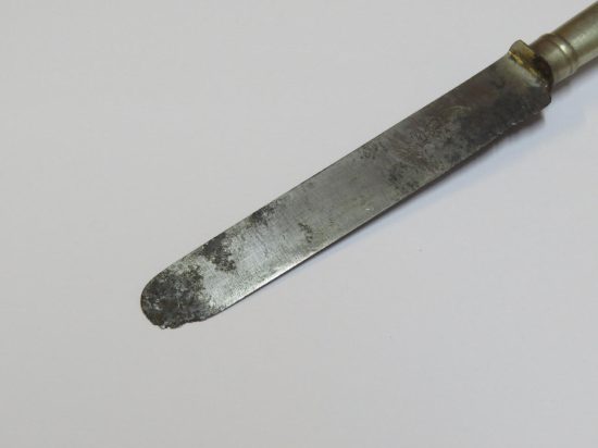 Lote: 103 - Lote: 103 - Cuchillo de mesa