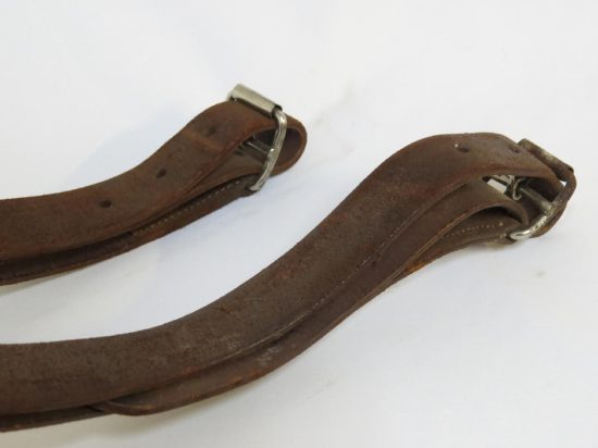 Lote: 253 - Lote: 253 - Estribos con estriberas