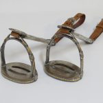 Lote: 257 - Lote: 257 - Estribos con estriberas
