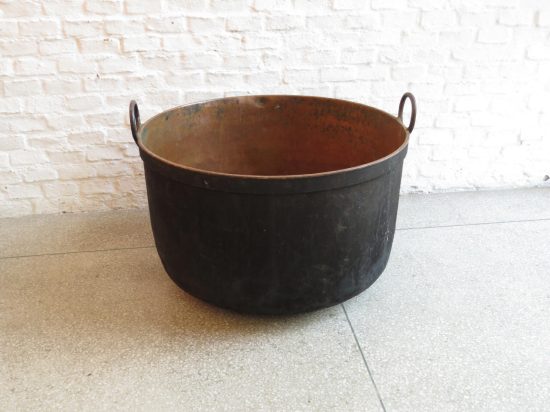 Lote: 296 - Lote: 296 - Olla
