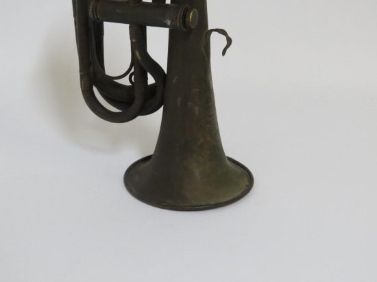 Lote: 170 - Lote: 170 - Trompeta militar