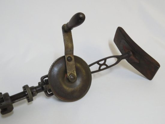 Lote: 176 - Lote: 176 - Taladro