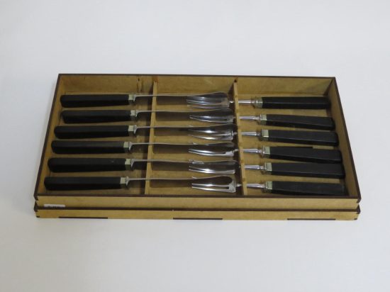 Lote: 65 - Lote: 65 - Cubiertos