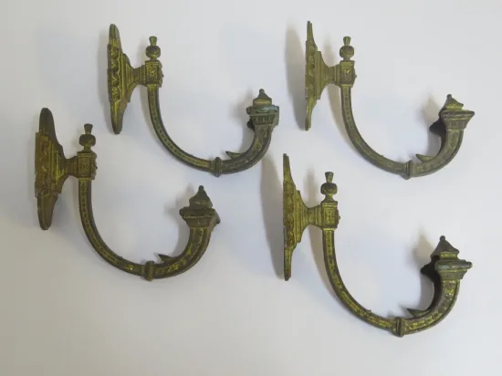 Lote: 14 - Lote: 14 - Apliques