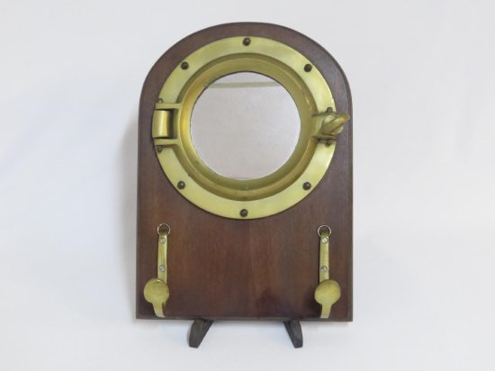 Lote: 131 - Lote: 131 - Ojo de buey