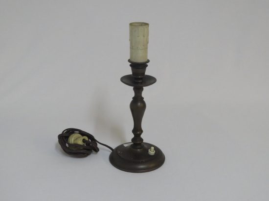 Lote: 116 - Lote: 116 - Lámpara