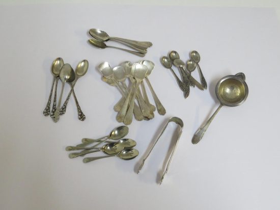 Lote: 75 - Lote: 75 - Cucharas