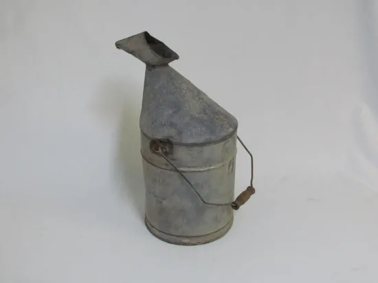 Lote: 18 - Lote: 18 - Aceitera