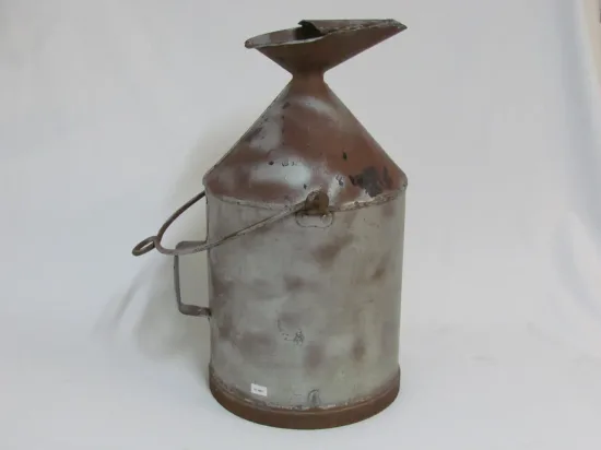 Lote: 19 - Lote: 19 - Aceitera