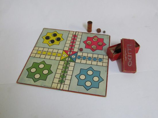 Lote: 112 - Lote: 112 - Ludo